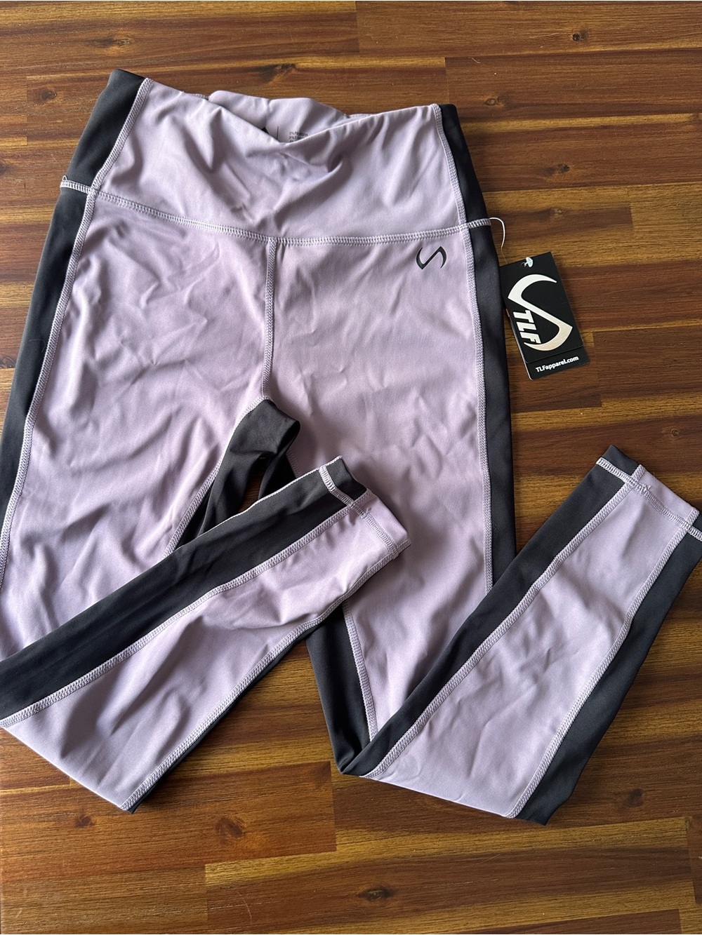 TLF Apparel - NWT -  Alena 7/8 Leggings - S